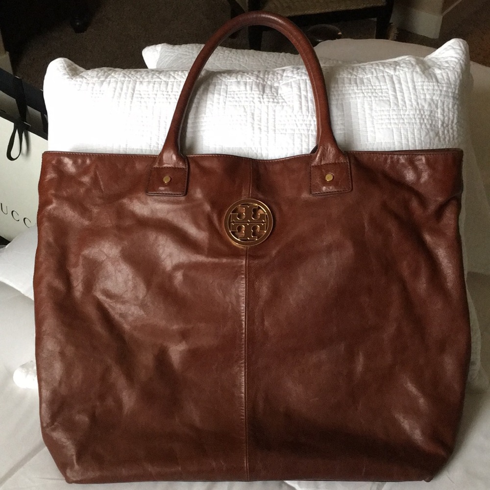 💯% Authentic Tory Burch XL Leather Tote